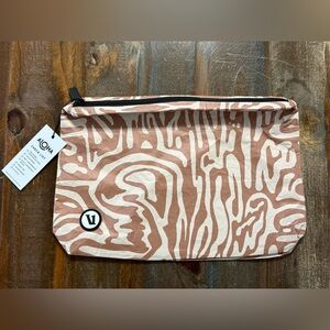 Vuori Aloha Mid Pouch